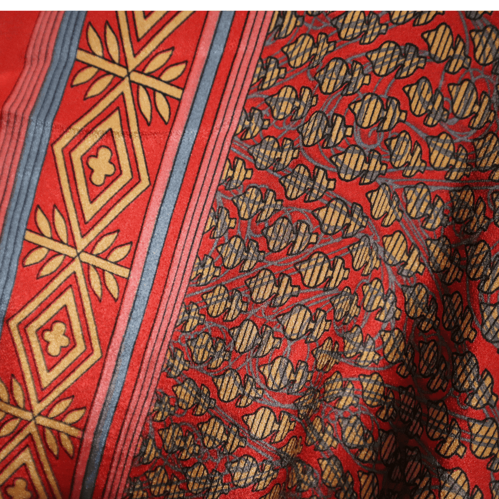 Sansa Shrug (0007) - Ethically Made