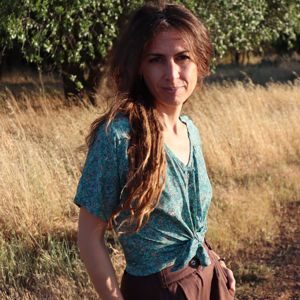 Beatrix Button Top - Large (0010) - Ethically Made